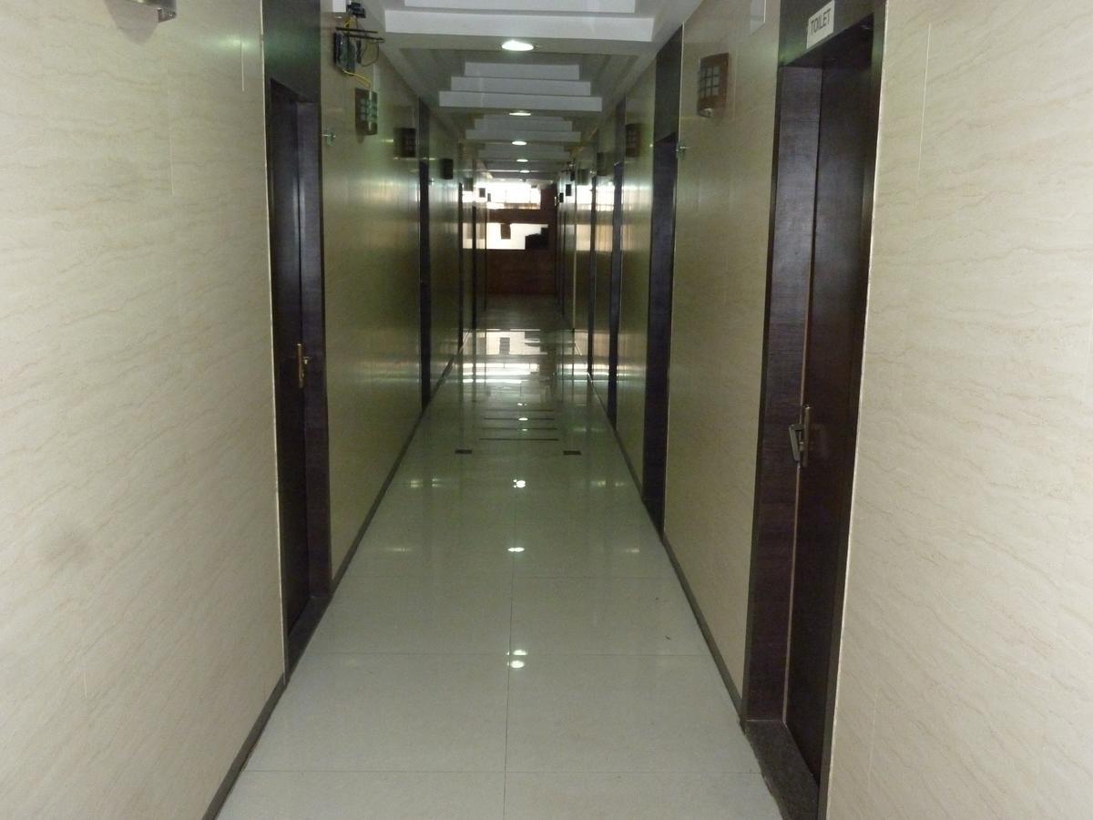 Hotel Regal Palace Bombaim Exterior foto