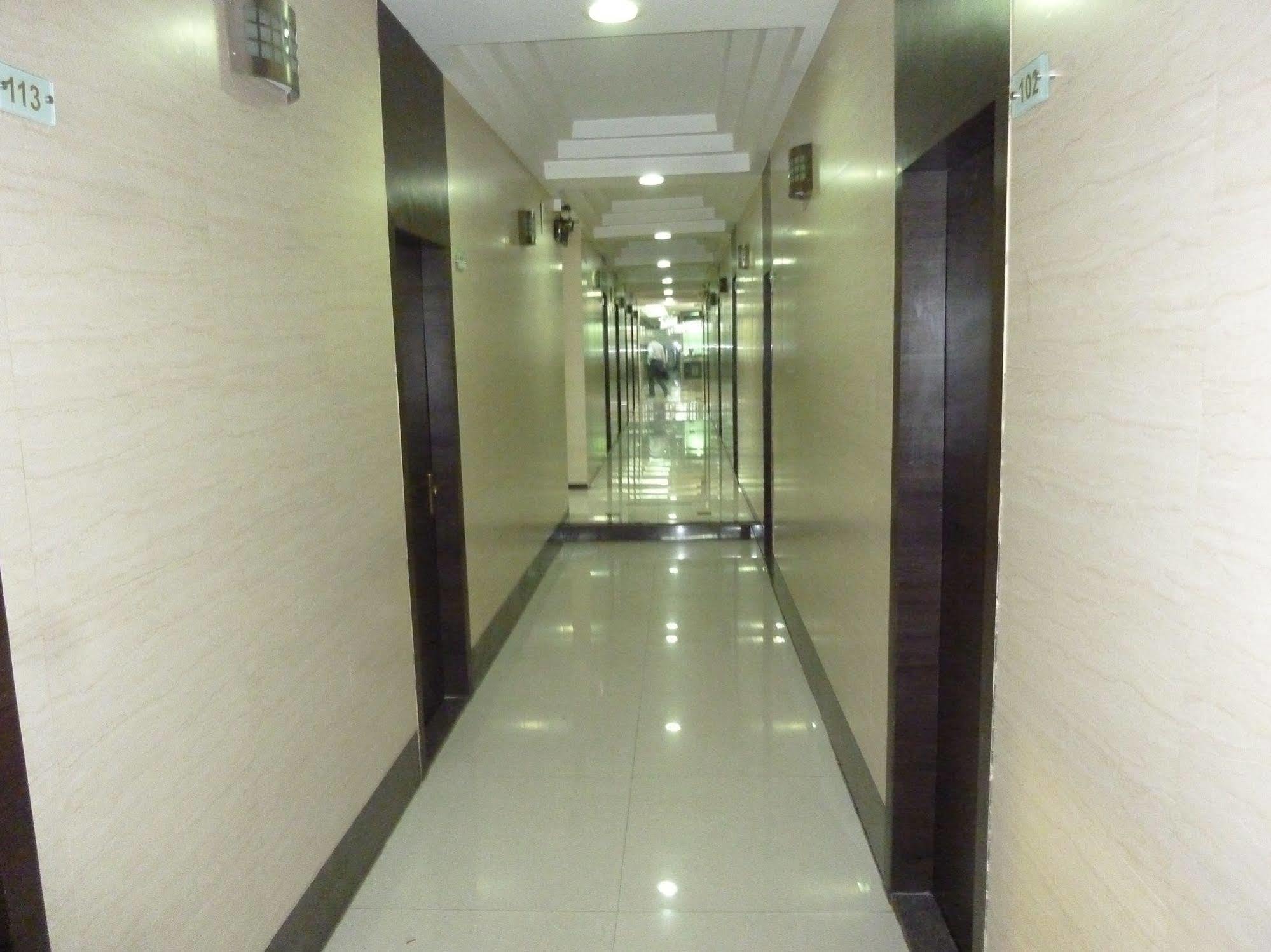 Hotel Regal Palace Bombaim Exterior foto