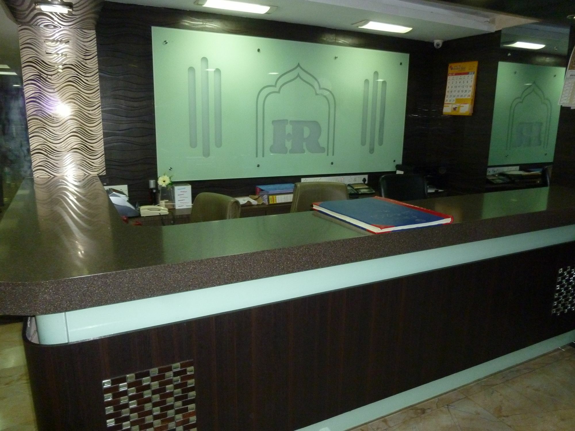 Hotel Regal Palace Bombaim Exterior foto